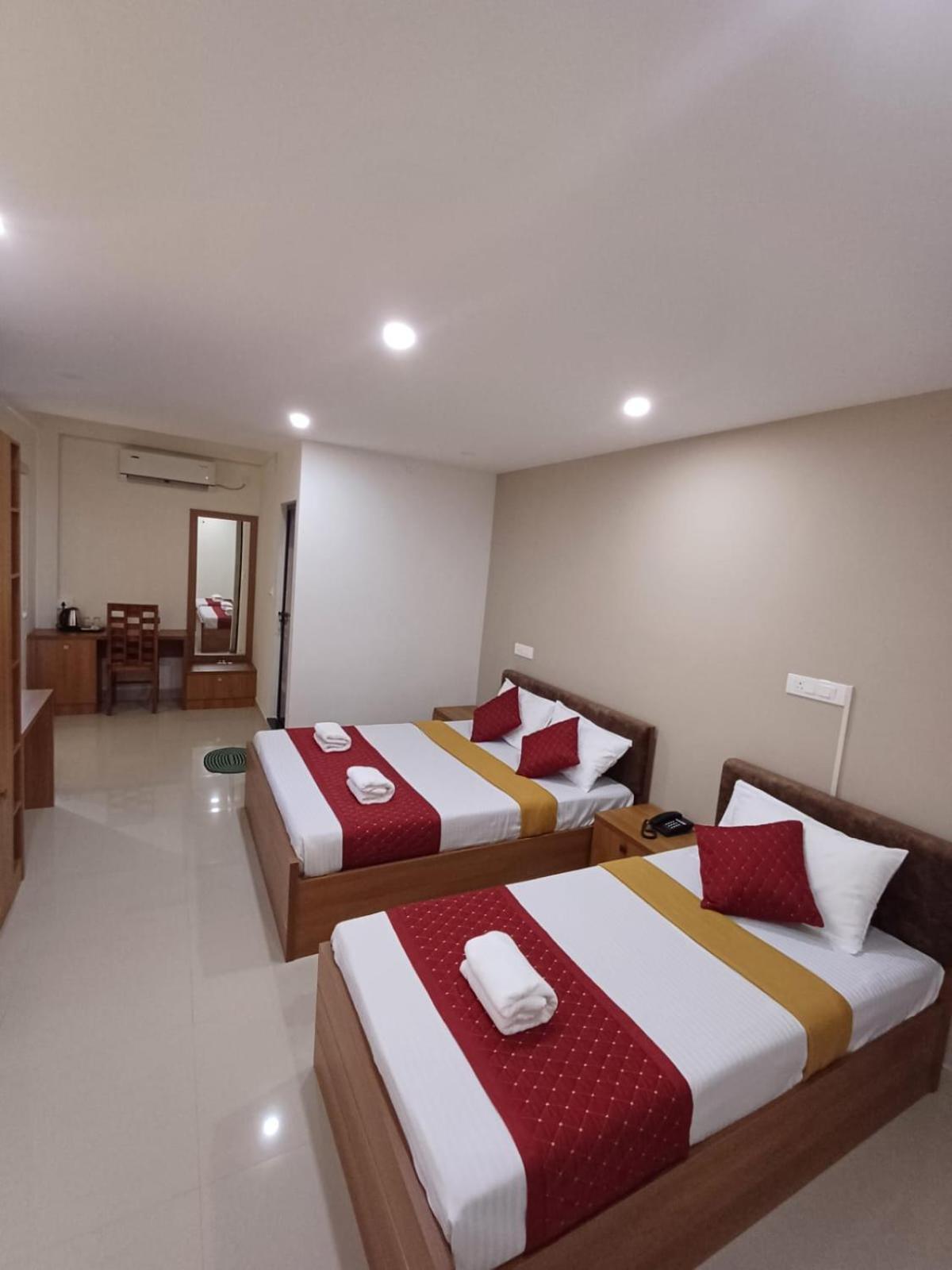Lavender Arcade Apartment Kochi Exterior photo